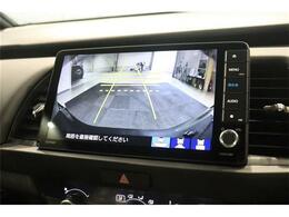 駐車が苦手な方も、そうでない方も、大変に便利なバックモニターを搭載しております！