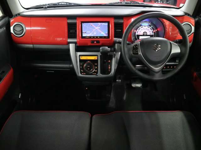 公的機関「（財）日本自動車査定協会」の基準を採用。日本オートオークション協議会「走行距離管理システム」で距離に不正が無いかもチェック済みです。