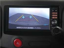 ◆バックカメラ◆リバースにするだけで映ります、後方の安全確認や、狭い駐車場での車庫入れ、雨の日や夜間など視界の悪い時に便利です！安全にバックする為には欠かせない装備です。