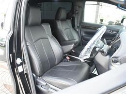 気になる車はすぐにお問い合わせください！画面右側の0066から始まる無料ダイヤルからお問い合わせ下さい！専門スタッフがお車のご質問にお答えいたします！