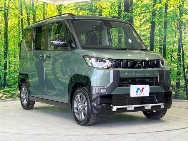 大好評のボディコーティング「弾スプラッシュコート」もご納車までに施工可能。通常のガラスコートと異なる、耐久年数6年の無機質ガラスコーティングが、ボディをキレイな状態に保ってくれます。