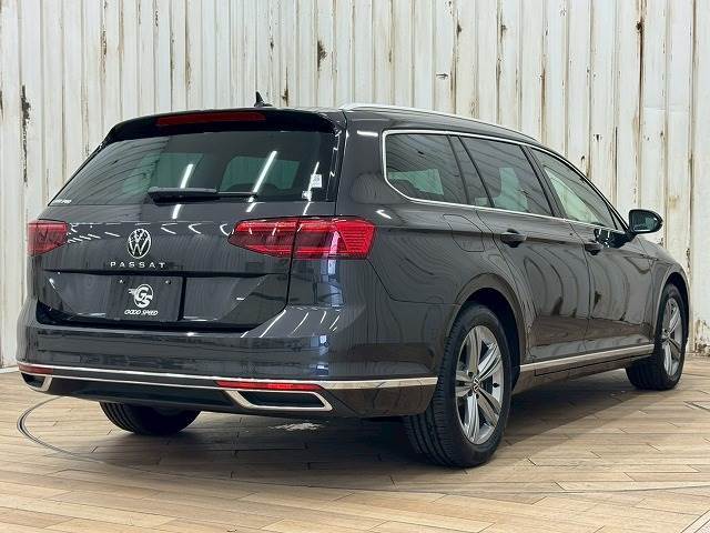 自動車と一緒に任意保険もご相談下さい。専任スタッフがお車に合った内容をご提案させていただきます。