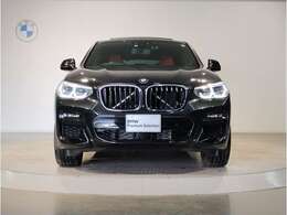☆BMWの代名詞とも言える【キドニーグリル】一目見ただけでBMW車であると認識できる確固たるアイコンとして存在感を放ちます☆