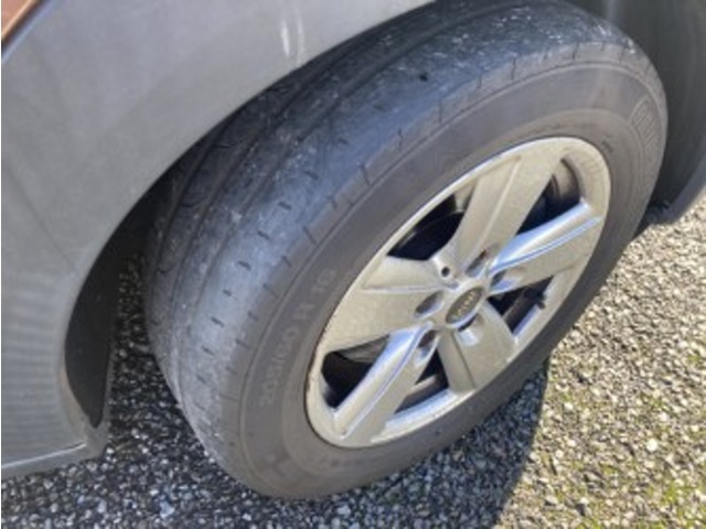 Fタイヤまだ有り