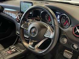 ベンツ、BMW、アウディといったドイツのプレミアムブランドをはじめとした、各種輸入車ブランドを同時に比較することができます。