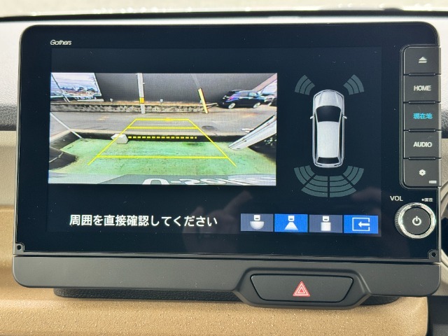 バックモニター搭載で車庫入れ安心！バック中の死角部分がモニターに映し出されるので安全性アップ！！