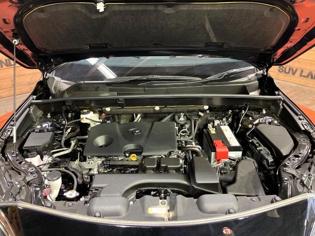 親切・丁寧な専門メカニックスタッフが応対！・車検・点検整備・事故等の修理などアフターサービスも安心。お車のカスタマイズもネクステージのサービススタッフまでご相談ください！