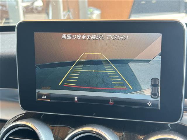 ご遠方の場合でも、下取り車両の金額を概算でお出しすることは可能でございます。車検証をお手元に、走行距離をご確認の上お問い合わせくださいませ。