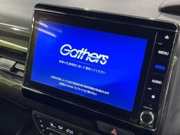 【純正ナビ】人気の純正ナビを装備しております。ナビの使いやすさはもちろん、オーディオ機能も充実！キャンプや旅行はもちろん、通勤や買い物など普段のドライブも楽しくなるはず♪