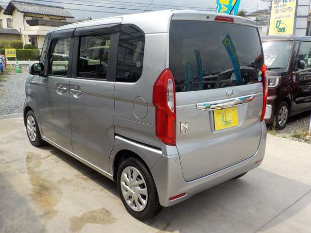 軽自動車専門だから色々なメーカーの軽を比較できます♪