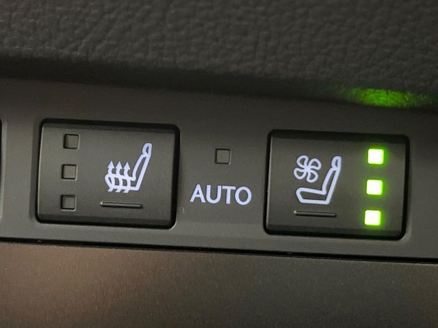 【シートベンチレーション】夏場は涼しい風でお尻や背中の熱やムレを防ぎ、冬はエアコンよりも早く温まってポカポカに！季節を問わず快適に過ごせます。