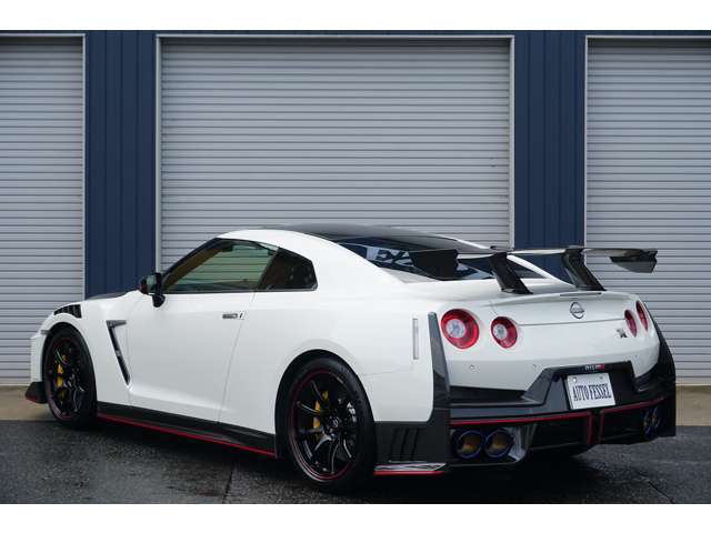 NISMO専用カーボン製リヤバンパー　NISMO専用カーボンリヤウィング