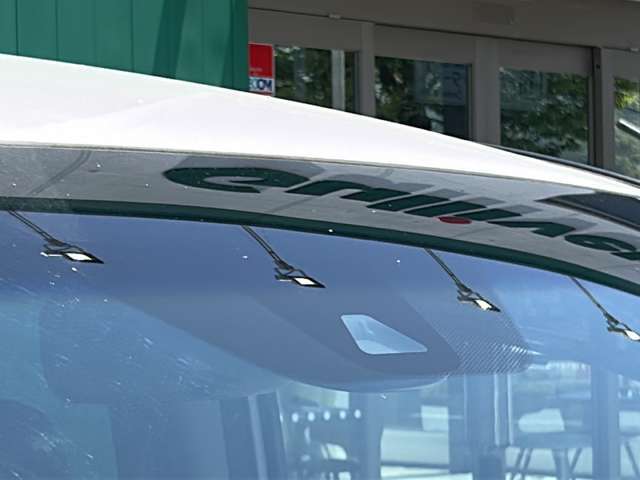 【Honda SENSING】ホンダの安全装備を搭載しています！機能には限界があるためご注意ください。◆搭載機能例：衝突軽減ブレーキ/歩行者事故低減ステアリング/路外逸脱抑制/標識認識/ACC