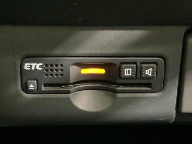 ETC付きで有料道路をスムーズに。