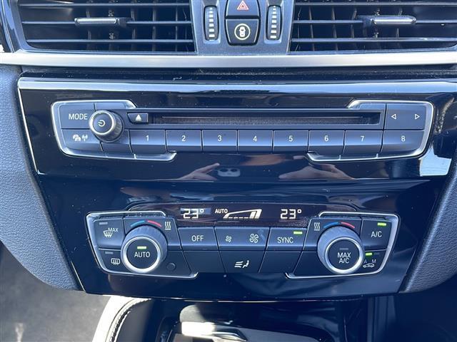 【　オートエアコン　】車内温度を感知して自動で温度調整をしてくれるのでいつでも快適な車内空間を創り上げます！