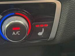 【シートヒーター】装備で冬のドライブも快適です！