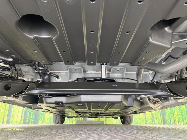 下回りがきれいなうちに、防錆加工の施工がオススメ。降雪地域はもちろん、沿岸部にお住いの方や、趣味でマリン・ウィンタースポーツをされる方にご好評いただいております。