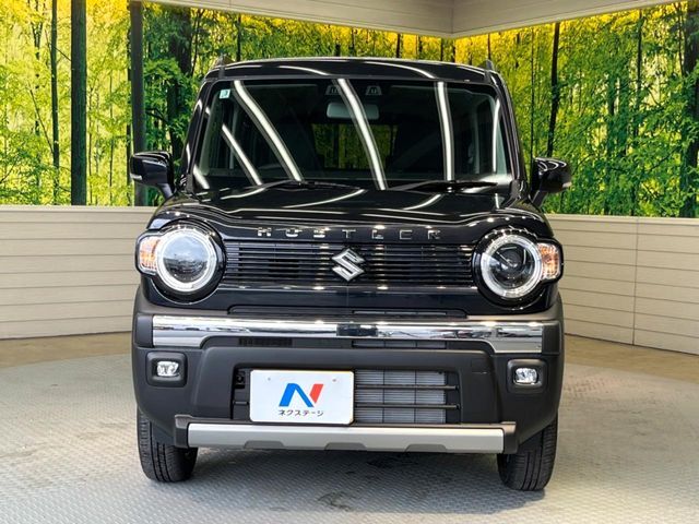弊社では、全車『修復歴なし』のお車のみ取り扱っております。専任バイヤーによる厳選した仕入れの後、入庫後の車両チェックを行い、ネクステージが認定した高品質な中古車をご提供しております。