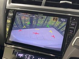 【バックカメラ】駐車時に後方がリアルタイム映像で確認できます。大型商業施設や立体駐車場での駐車時や、夜間のバック時に大活躍！運転スキルに関わらず、今や必須となった装備のひとつです！