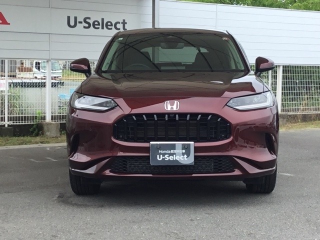 一目見てホンダ車だとわかるカッコいいフロントマスクです！