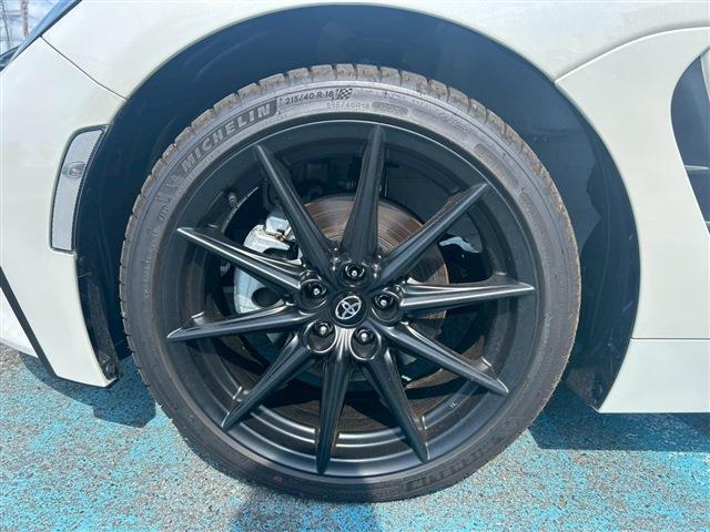 各種カスタムも承っております。エアロ、Aftermarketアルミホイール、シートカバー、Dampers、ダウンサス等カスタムのことも新車王国にお任せ下さい。