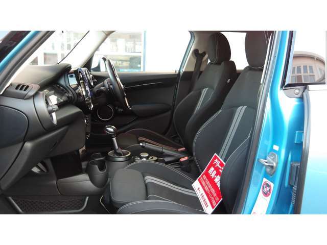 ■自動車業界歴は30年になります■嘘偽りのない正直な商売を心がけています■リピーターの方がほとんどですがもちろん新規のお客様も大歓迎でお待ちしています■