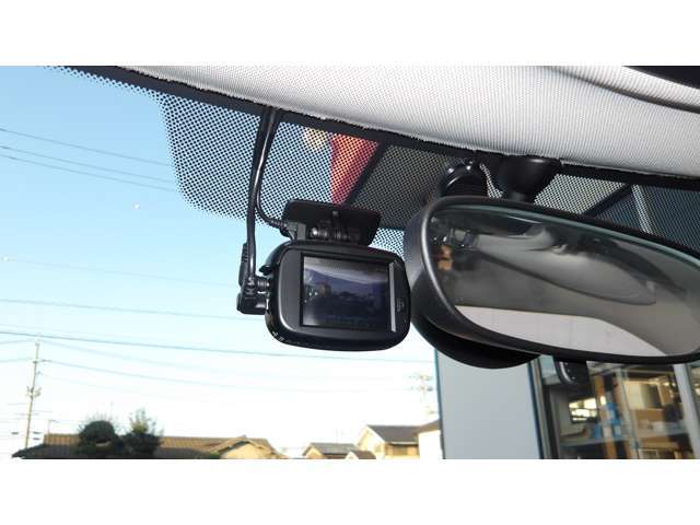 ■特典12■買取■買取にも力を入れています■再販可能な良質車は「買取直売」するので大手買取店以上の価格も可能です■ぜひ査定だけでもご来店ください■