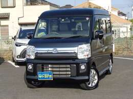 ★走行少ない11200キロ！綺麗な室内！新車保証書・取説完備！内装・外装ともに程度上物です！装備も充実の一押し車、お急ぎ下さい！★