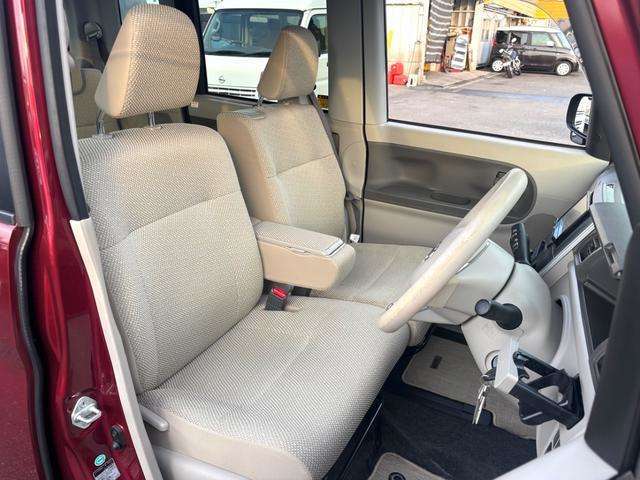 ベンチシートで車内広々☆1オーナー＆禁煙車で内外装共に綺麗な車両です♪