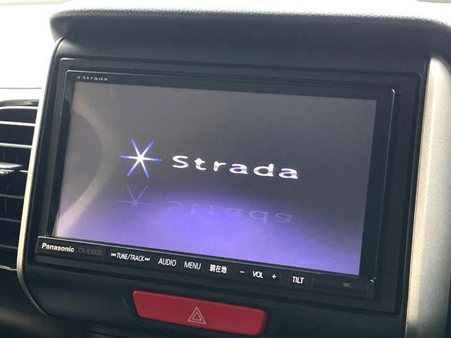 【ナビゲーション】使いやすいナビで目的地までしっかり案内してくれます。各種オーディオ再生機能も充実しており、お車の運転がさらに楽しくなります！！