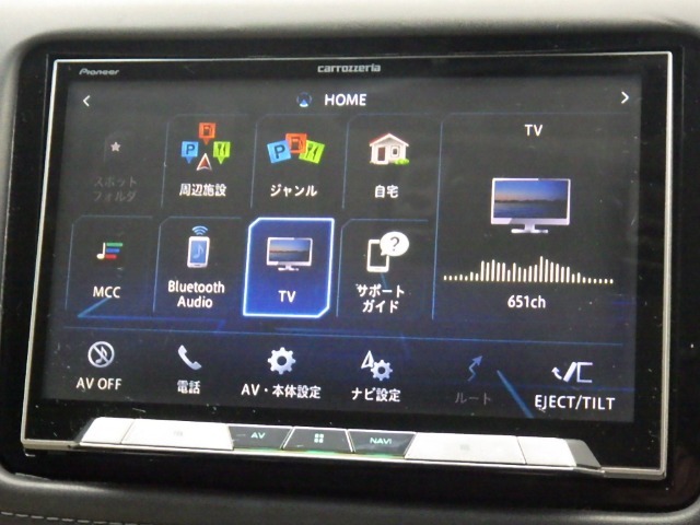 ★ナビ★ お仕事にもプライベートにも活躍するナビゲーション付きで遠方へのお出掛けも安心です（*＾ー＾*）カーライフにさらに快適をプラス♪