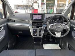 【インパネ全体】全方位で視界が広く、高い目線で運転もしやすいです！
