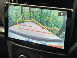 【バックカメラ】駐車時に後方がリアルタイム映像で確認できます。大型商業施設や立体駐車場での駐車時や、夜間のバック時に大活躍！運転スキルに関わらず、今や必須となった装備のひとつです！