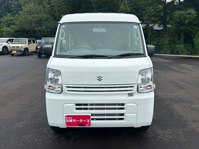 在庫数は約800台！！ 年間販売台数は約4000台！！ 大量販売・大量仕入で1台あたりのコストを削減しています！！