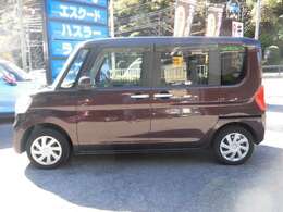 当社は「品質とプライシング」を徹底的にこだわり、現在相場価格のお車を適正な価格で販売しております。また走行距離より、車のコンディションを重視しており、全車必ず当社の仕入れ担当が目で見て買っております