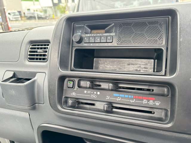 ☆ご成約特典☆下取り買取最低金額保証します！どんな車でもOKです♪ガソリン高騰支援します！ご購入頂いたお車を満タンでご納車します♪詳しくはお問い合わせ下さい。ユーポス奈良店0120-26-1236