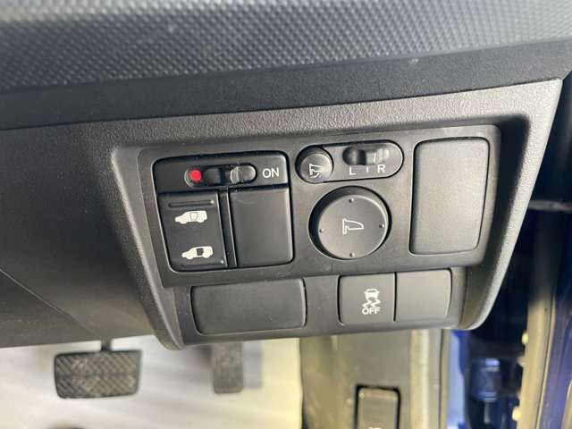 操作スイッチの詳細もお気軽にお尋ねください。　便利な機能がついていますよ！