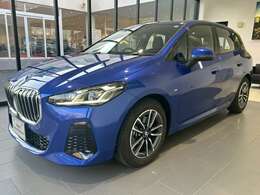 【展示場について】九州エリア最大級の展示場常時30台以上のBMWを展示しております。入庫する予定車両やNET掲載が間に合っていない車両も御座いますので是非一度お問い合わせ下さい。