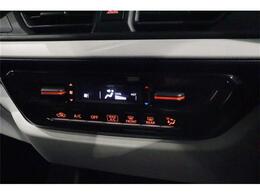 エアコンももちろん装備！わかりやすく使いやすいマニュアルエアコンです！