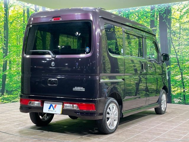 ☆全国のネクステージからお取り寄せが可能※！遠方の店舗に展示してあるクルマが気になる場合も、最寄りの店舗でご覧いただくことが可能です！是非私たちに要望をお聞かせください！※別途費用