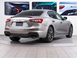 Ghibli　GranSport　350馬力（カタログ値）オプション総額:1，815，000<span class=