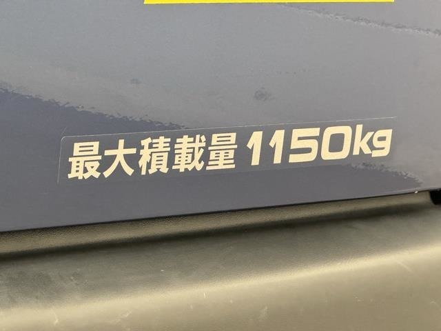 積載可能な量が貼ってありますね。　この量までじゃんじゃん載せられちゃうので色んな用途に使えますね。