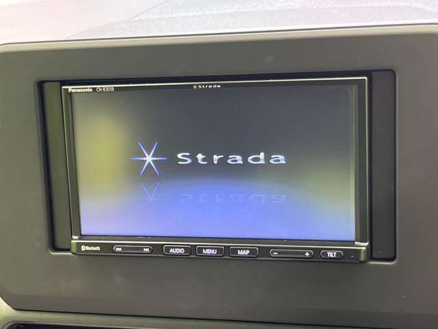 【ナビゲーション】使いやすいナビで目的地までしっかり案内してくれます。各種オーディオ再生機能も充実しており、お車の運転がさらに楽しくなります！！