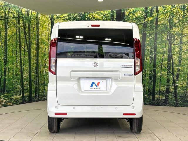 安心の最長10年・走行無制限保証（有償）をご用意。保証内容も充実はもちろん、無料点検＆オイル交換や、年中無休の全国・24時間ロードサービスも付帯されておりますのでご安心下さい。