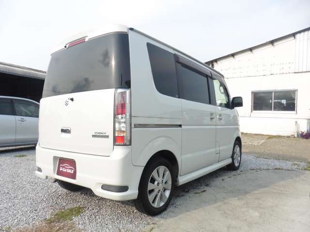 自社所有のレッカー車を常備していますので、お車が動かなくなっても児湯郡近隣なら大丈夫です♪