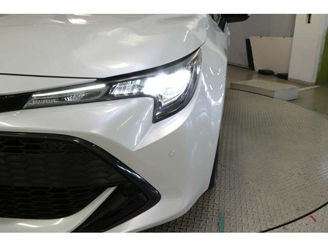 「3つの安心」をセットした｛TOYOTA認定中古車｝から、アナタにピッタリの一台をお選びください。