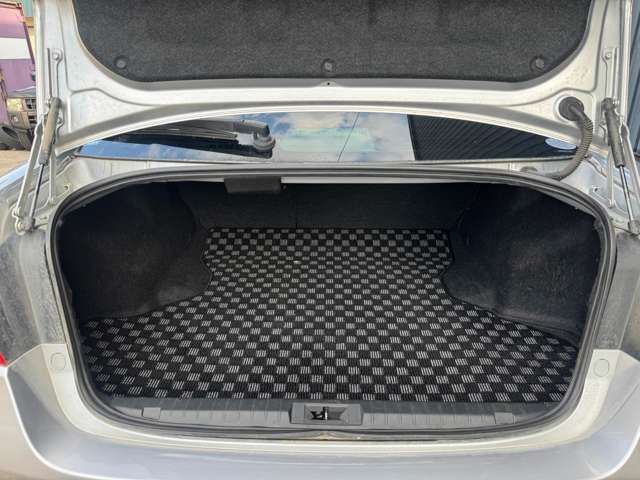 ☆ボディ・ガラスのコーティングや下廻りの防錆施工などもご相談ください！格安にて承っております！