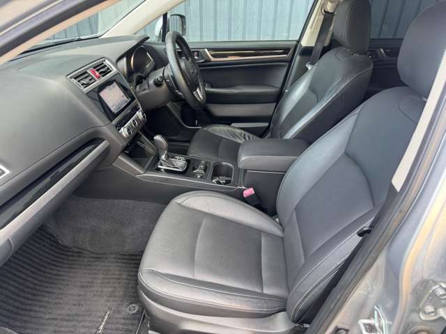 ☆お客様のカーライフをお手伝いさせて頂きます☆お客様のご要望をできるだけ詳しくお聞きして、お応えできるよう努力致します。車検・修理・板金塗装など、お気軽にご連絡下さい！