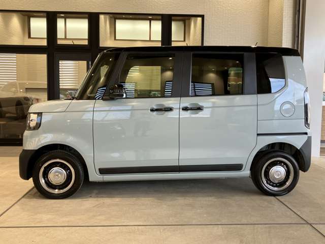 ホンダの安全運転支援システム「HondaSENSING」がついております！車線維持支援システムや、前走車を検地し、自動で加減速を行うアダプティブ・クルーズ・コントロールなど全部で8種類あります！