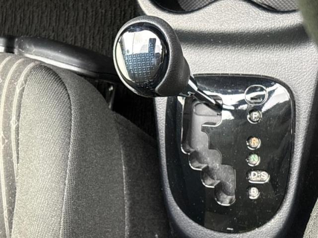 お車に合わせて無料保証以外にも、保証範囲、期間、距離を拡充させた有料保証もご用意しております！中古車の購入が初めてで不安・・・というお客様もご安心ください！